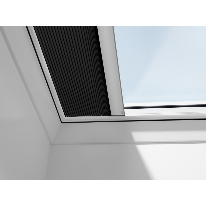 Tenda oscurante plissettata interna Eletrica - nera- FMK 1047S - Velux